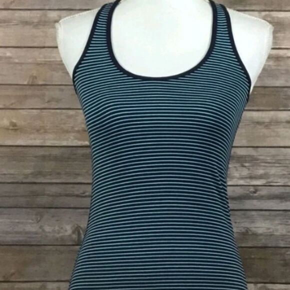Lululemon Os Tank Blue Navy Striped Top Shirt Womens Sleeveless Athletic Gym - Picture 9 of 16